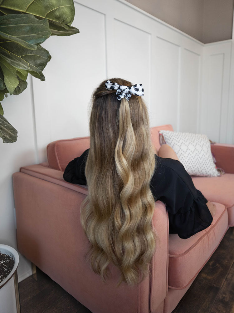 White and Black Daisy Floral Print Hair Tie Scrunchie Bow